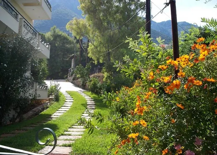 Aliki Hotel