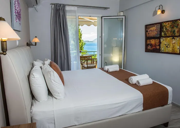Aliki Hotel 4*