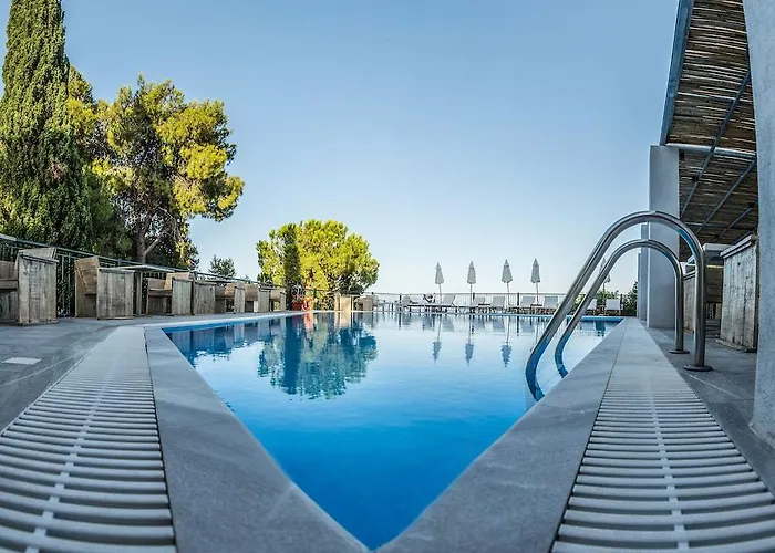 Hotel Aliki Nikiana