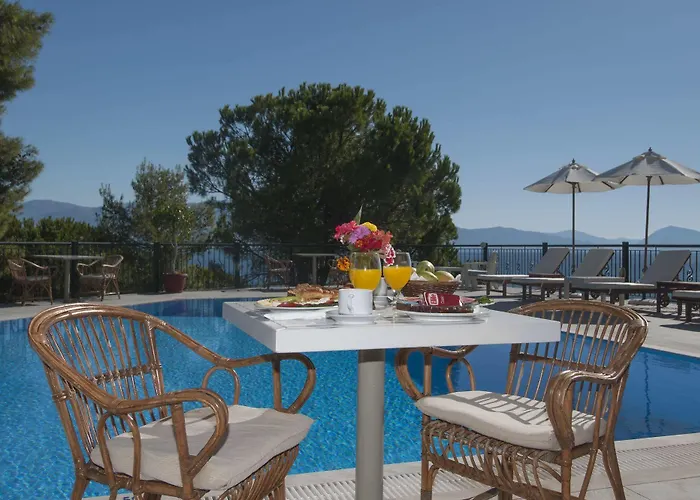 Aliki Hotel