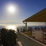 Aliki Hotel