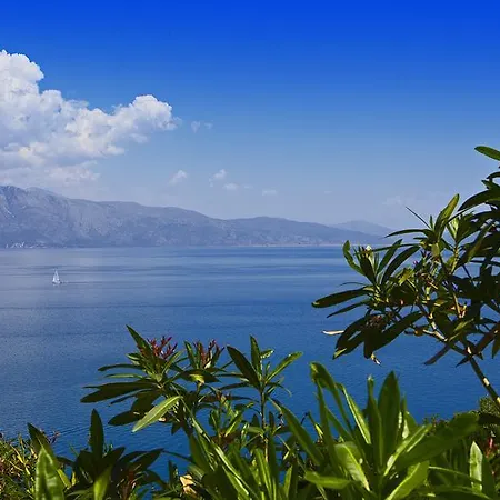 Aliki Hotel