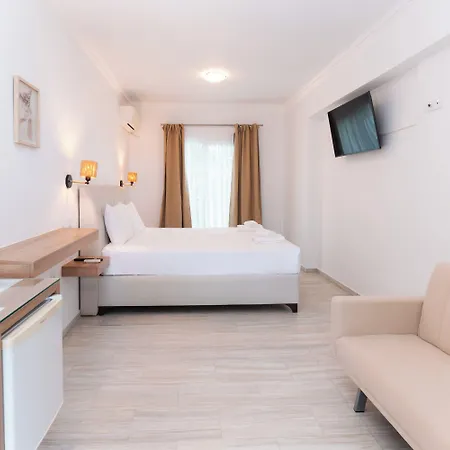 Aliki 4*