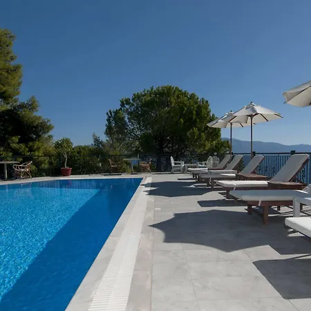 Otel Aliki Nikiana