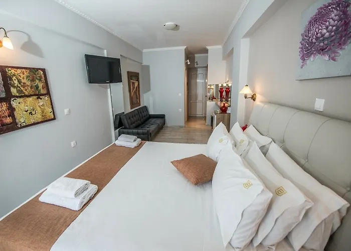 Aliki 4*